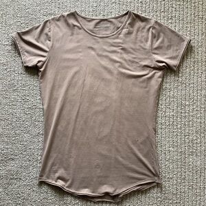 Alphalete T-shirt